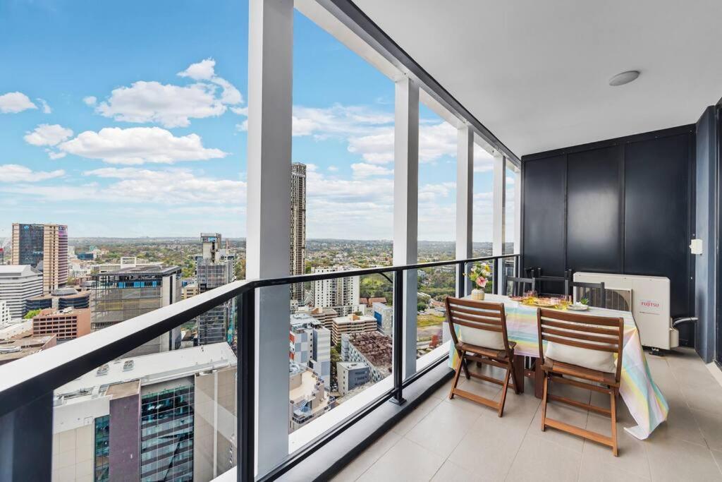 Sky-City Apt 3 Min To Train & Shopping& Everything Apartment Sydney Exterior photo